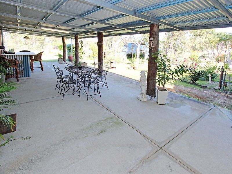 735 Southern Estuary Road, Lake Clifton WA 6215