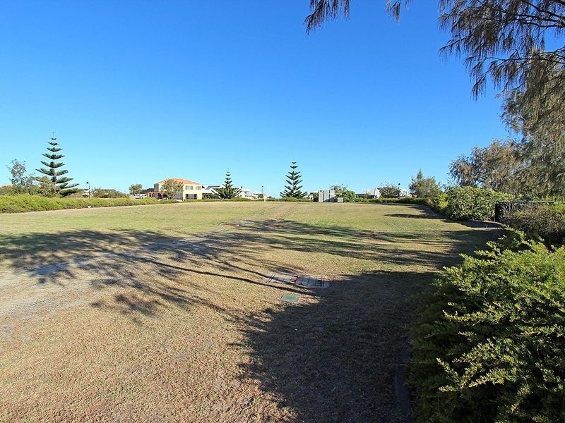 28 Queen Parade, Wannanup WA 6210