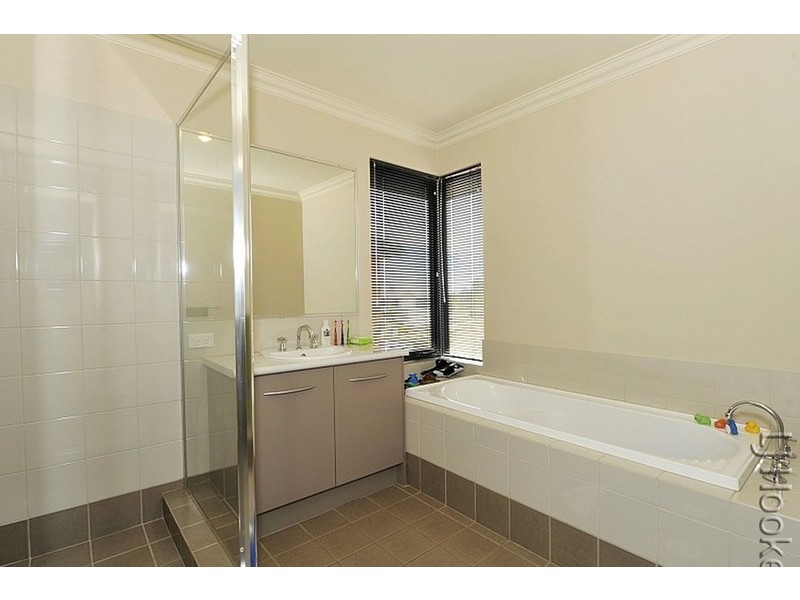 3/42 Gibson Street, Mandurah WA 6210