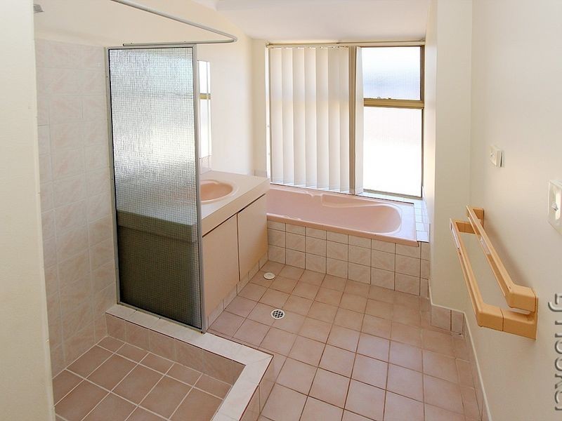 95A Peelwood Parade, Halls Head WA 6210