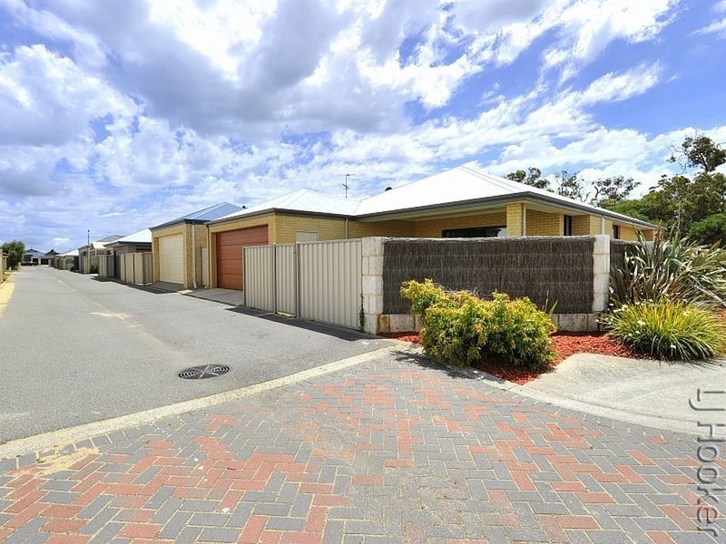 20 Moorhen Green, Dudley Park WA 6210