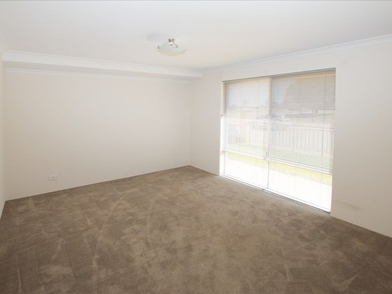 9 Mandjar Lane, Wannanup WA 6210