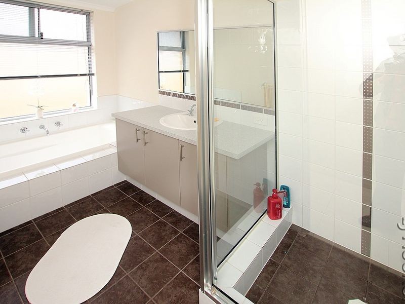 9 Mandjar Lane, Wannanup WA 6210