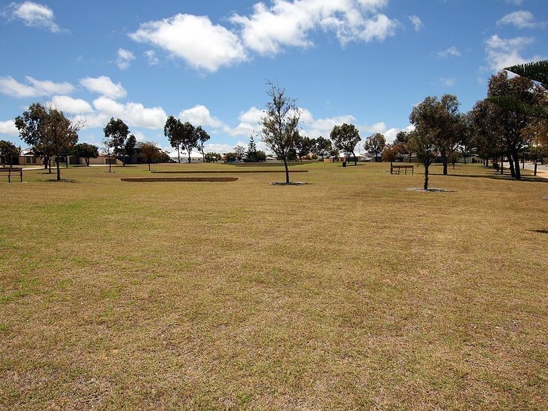 9 Mandjar Lane, Wannanup WA 6210