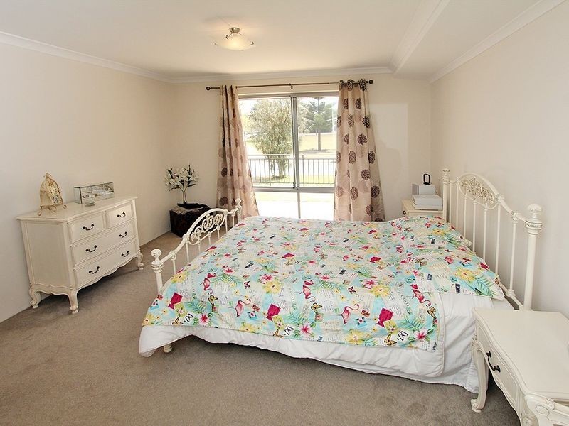 9 Mandjar Lane, Wannanup WA 6210