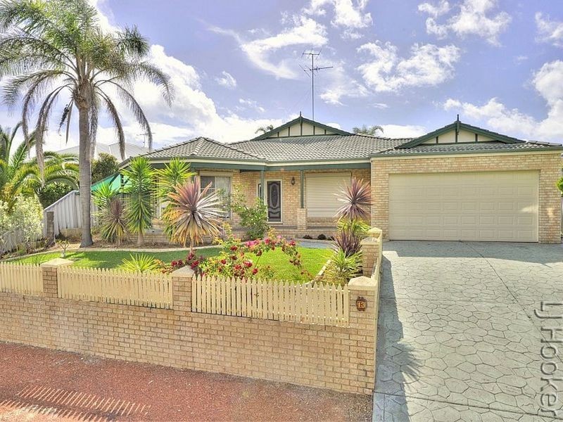 13 Boileau Place, San Remo WA 6210