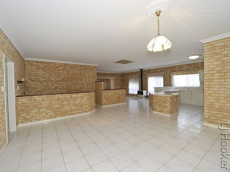 13 Boileau Place, San Remo WA 6210