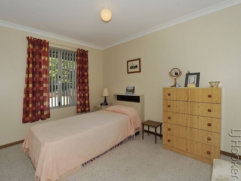 5 Muirfield Court, Halls Head WA 6210
