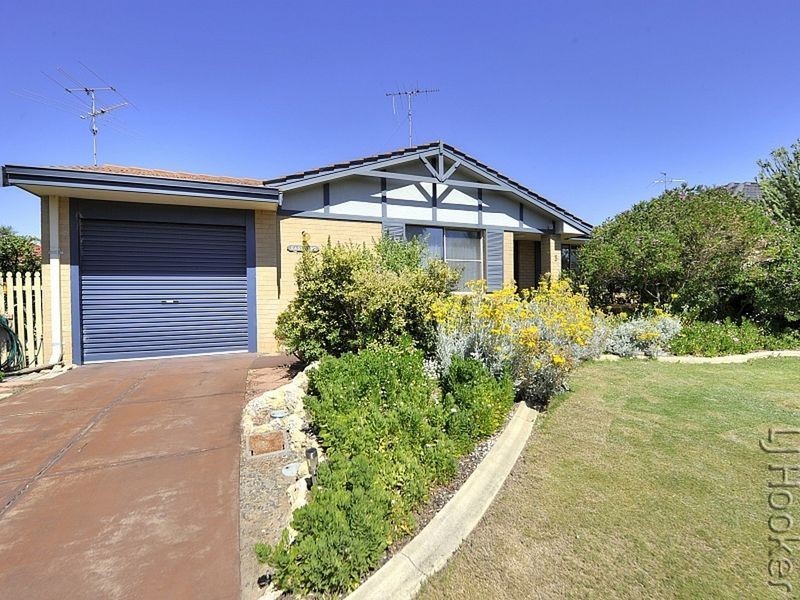 5 Muirfield Court, Halls Head WA 6210