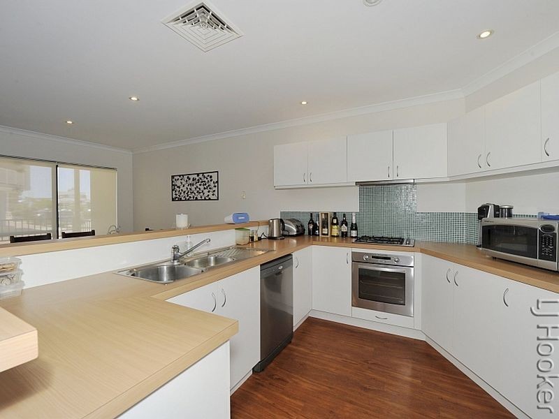 3/1 Bowsprit Way, Mandurah WA 6210