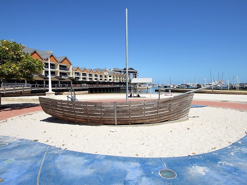 6/67 Ormsby Terrace, Mandurah WA 6210