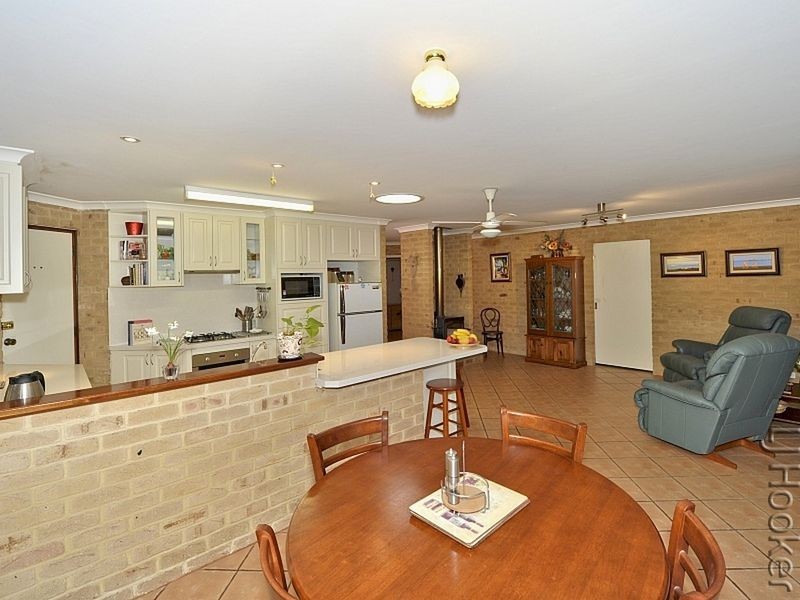 10 Hazlett Lane, Dawesville WA 6211
