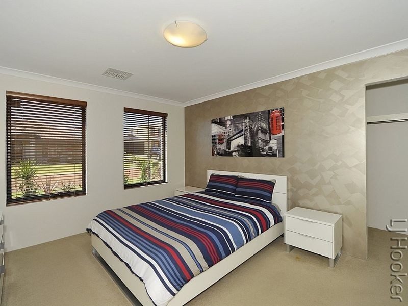 10 Kerkeri Heights, Lakelands WA 6180