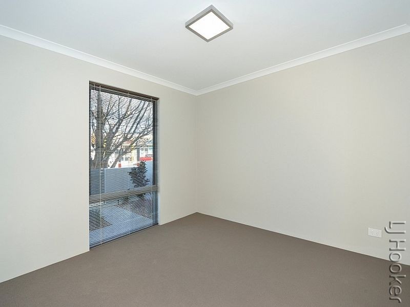 174 Boardwalk Boulevard, Halls Head WA 6210