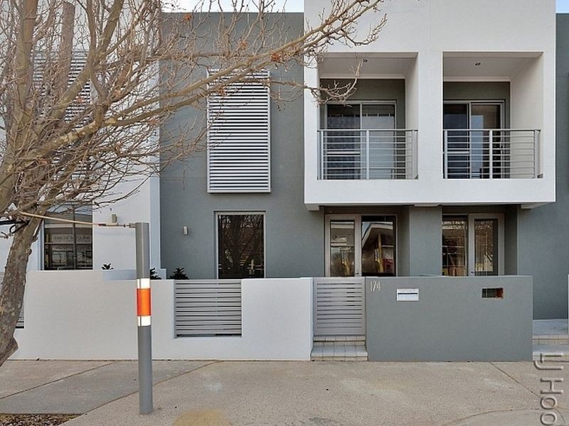 174 Boardwalk Boulevard, Halls Head WA 6210