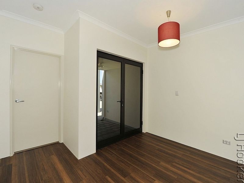 15 Eglinton Terrace, Dudley Park WA 6210