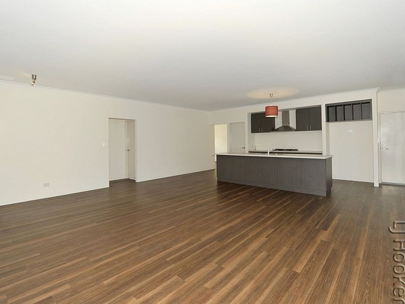 15 Eglinton Terrace, Dudley Park WA 6210