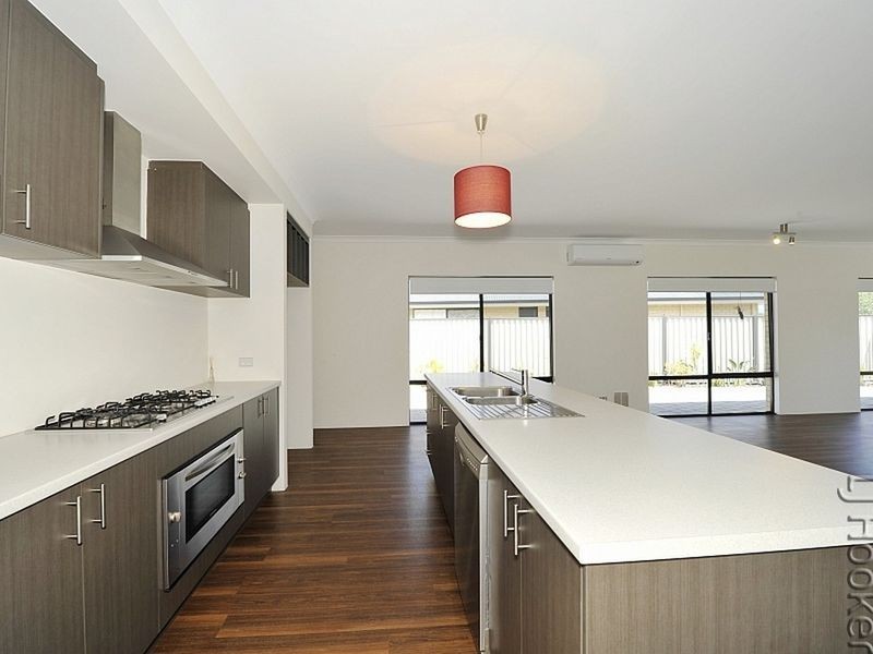 15 Eglinton Terrace, Dudley Park WA 6210