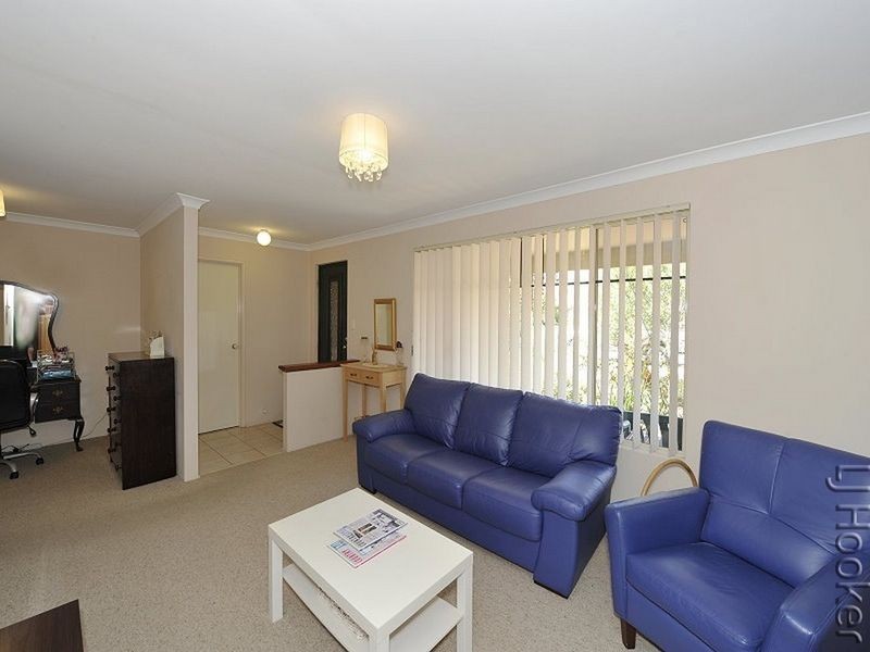 10 Railton Place, Dudley Park WA 6210