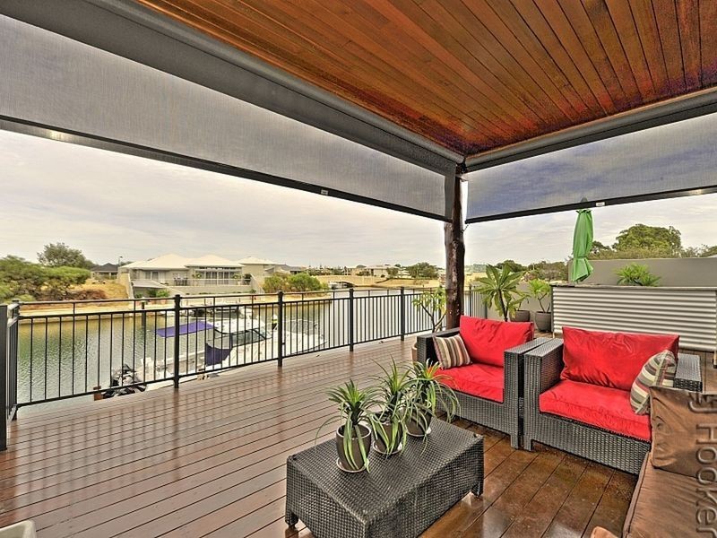 21 Estuary Place, Wannanup WA 6210