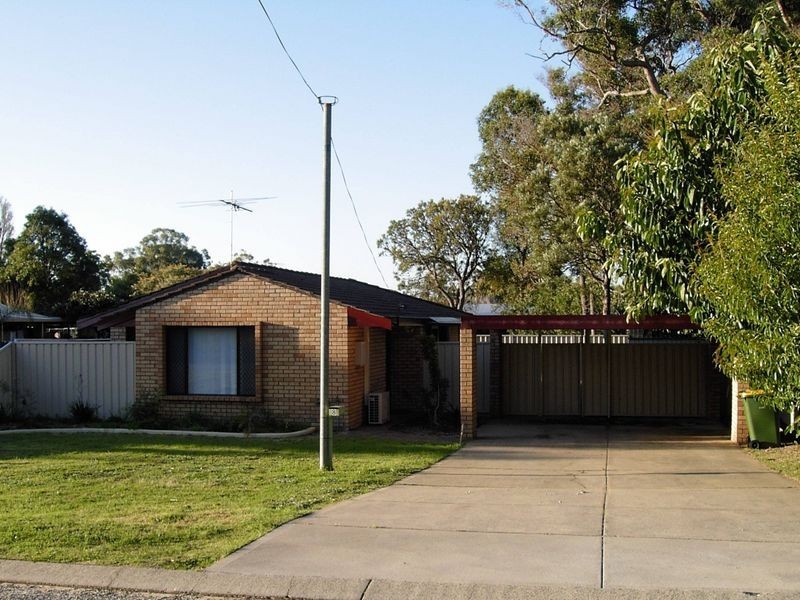 8 Banjup Road, Greenfields WA 6210