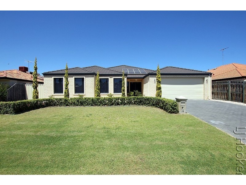 14 Boardwalk Boulevard, Halls Head WA 6210