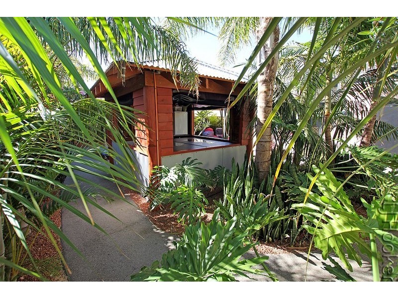 14 Boardwalk Boulevard, Halls Head WA 6210