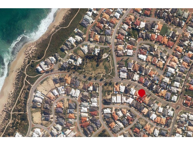 14 Boardwalk Boulevard, Halls Head WA 6210