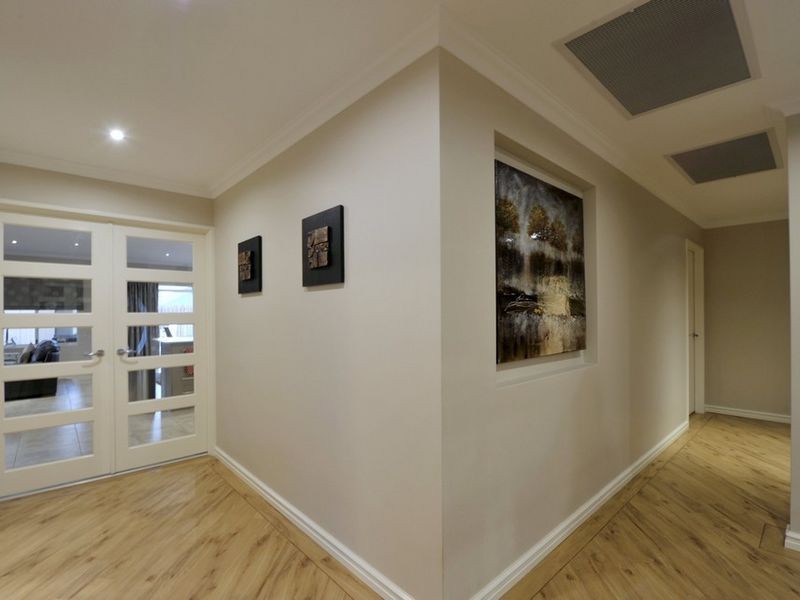 6 Splendens Turn, Halls Head WA 6210
