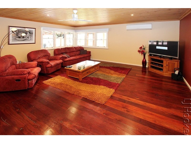 114 Newnham Road, Lake Clifton WA 6215