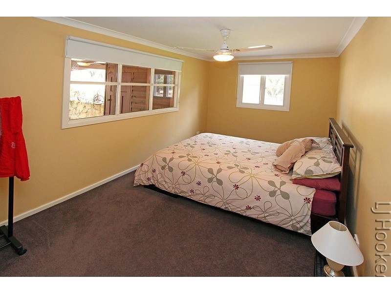 114 Newnham Road, Lake Clifton WA 6215