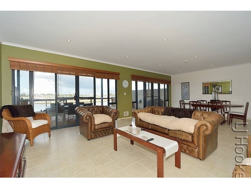23/3 Piccolo Place, Halls Head WA 6210