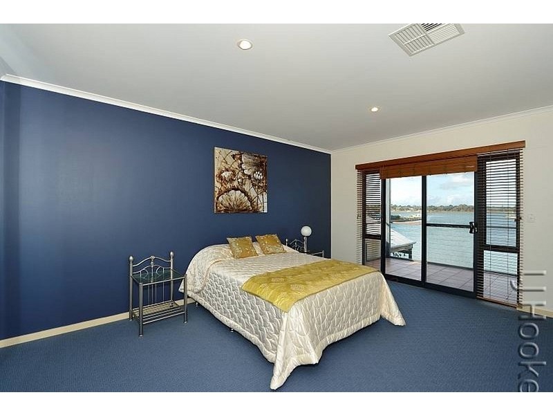 23/3 Piccolo Place, Halls Head WA 6210