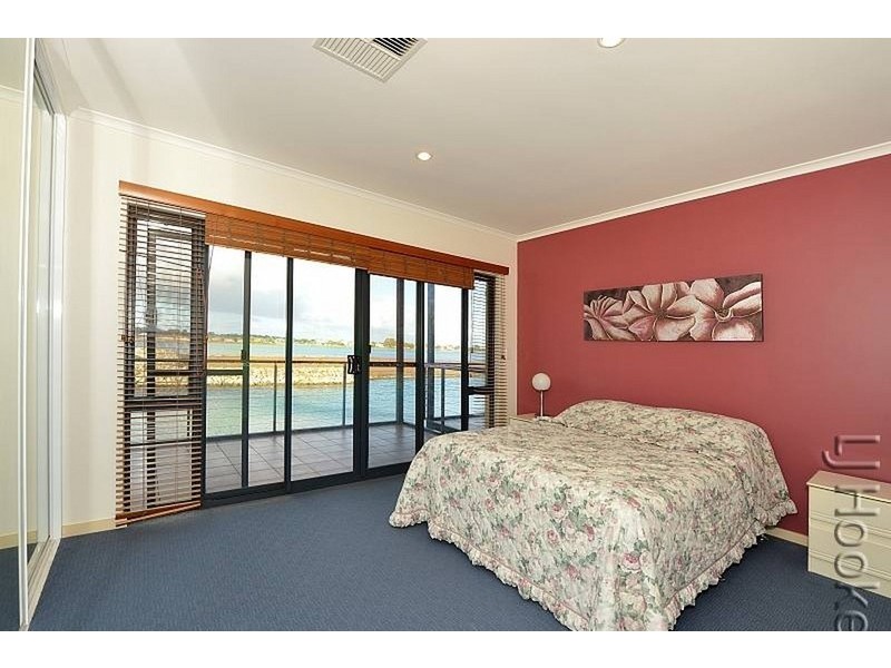 23/3 Piccolo Place, Halls Head WA 6210