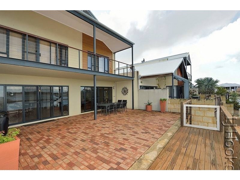 23/3 Piccolo Place, Halls Head WA 6210