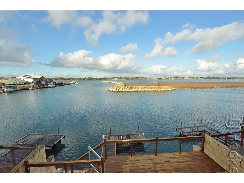 23/3 Piccolo Place, Halls Head WA 6210