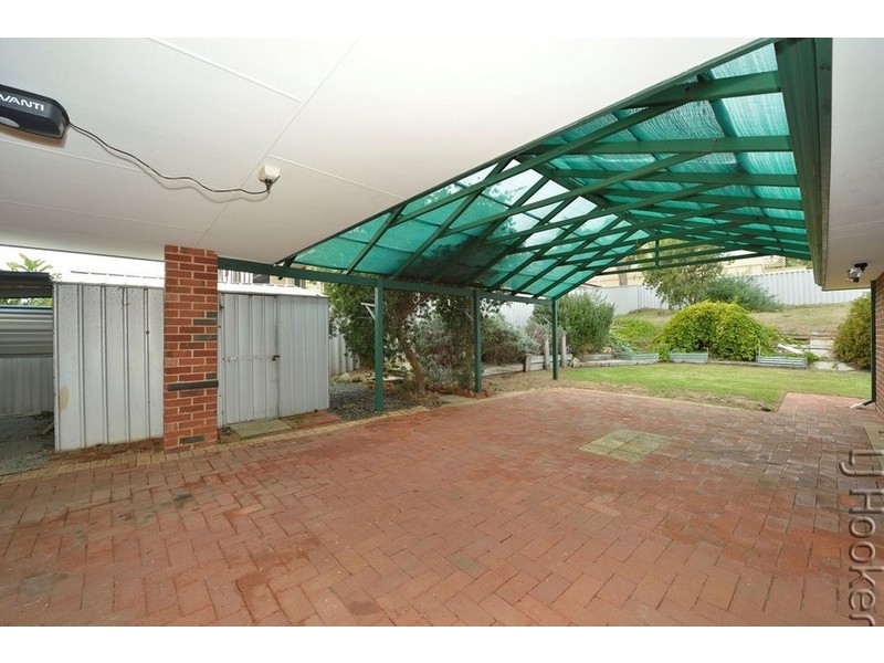 30 Tamarisk Drive, Halls Head WA 6210