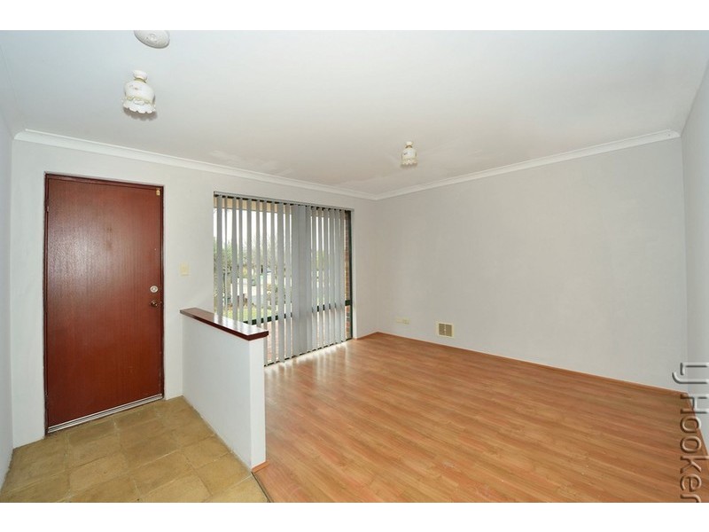 30 Tamarisk Drive, Halls Head WA 6210