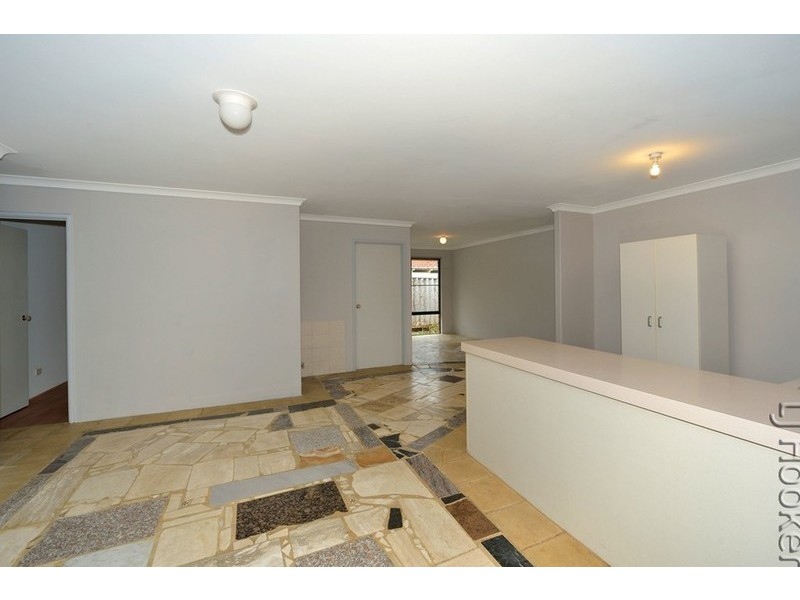 30 Tamarisk Drive, Halls Head WA 6210