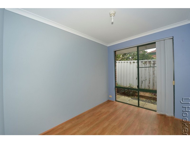 30 Tamarisk Drive, Halls Head WA 6210