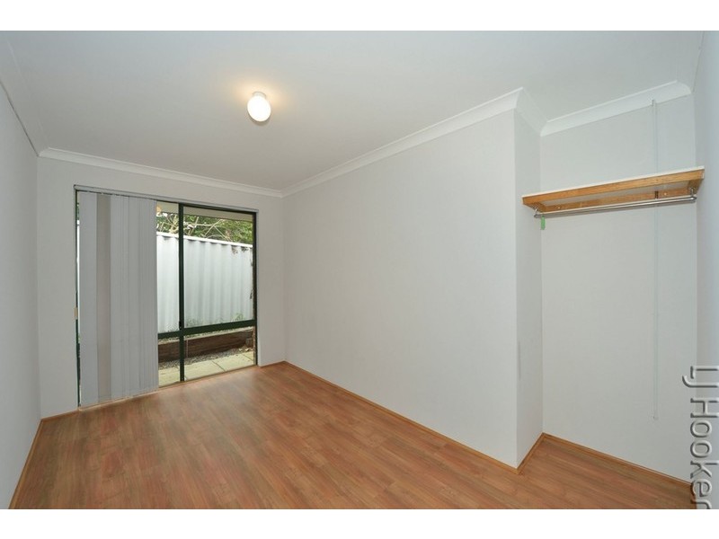 30 Tamarisk Drive, Halls Head WA 6210
