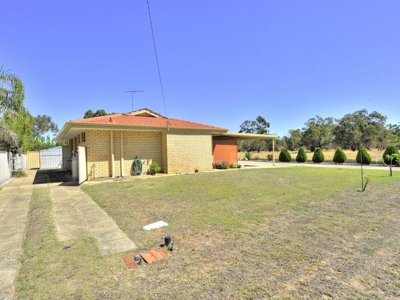 18A Jacaranda Drive, North Yunderup WA 6208