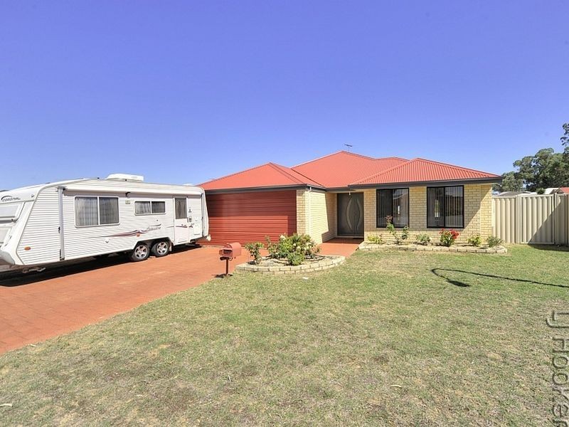 2 Kwella Entrance, Greenfields WA 6210