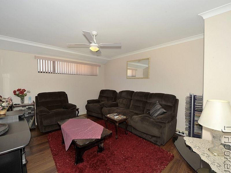 2 Kwella Entrance, Greenfields WA 6210