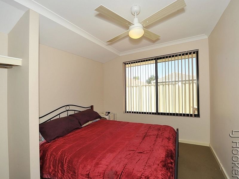 2 Kwella Entrance, Greenfields WA 6210