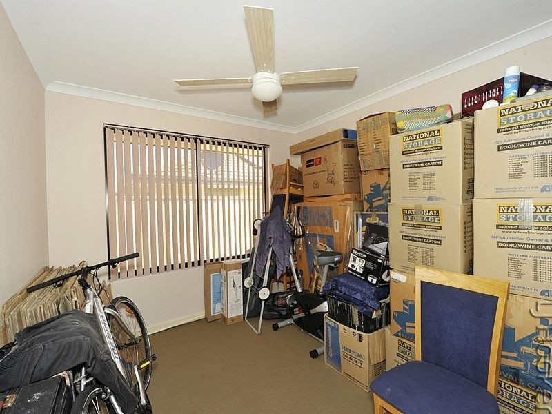 2 Kwella Entrance, Greenfields WA 6210