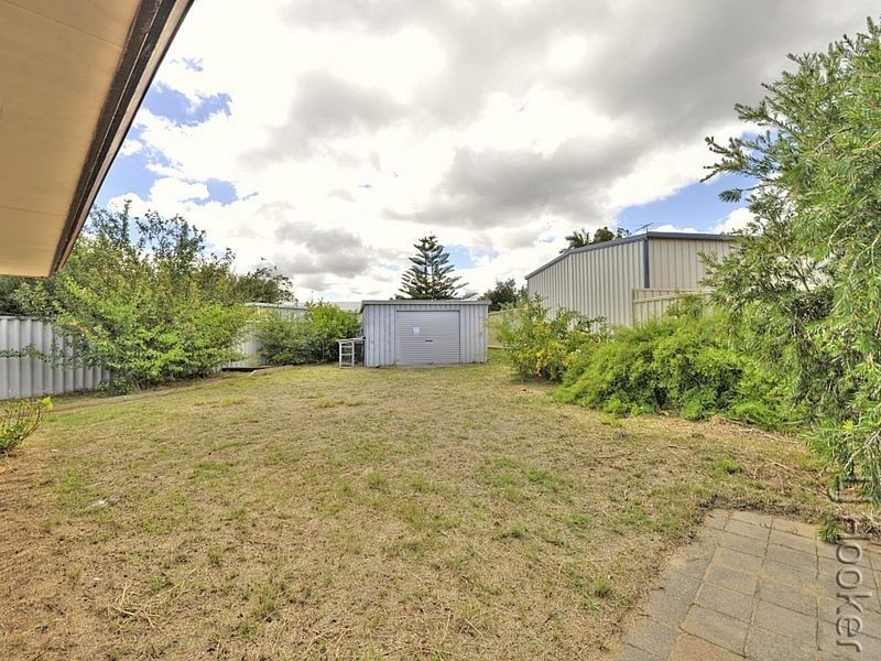 2 Feluga Court, Greenfields WA 6210