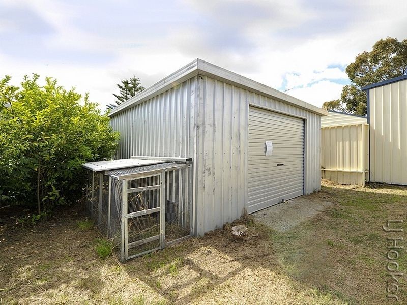 2 Feluga Court, Greenfields WA 6210