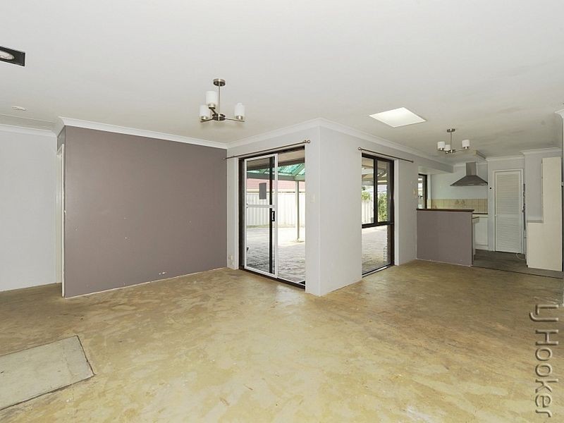 2 Feluga Court, Greenfields WA 6210