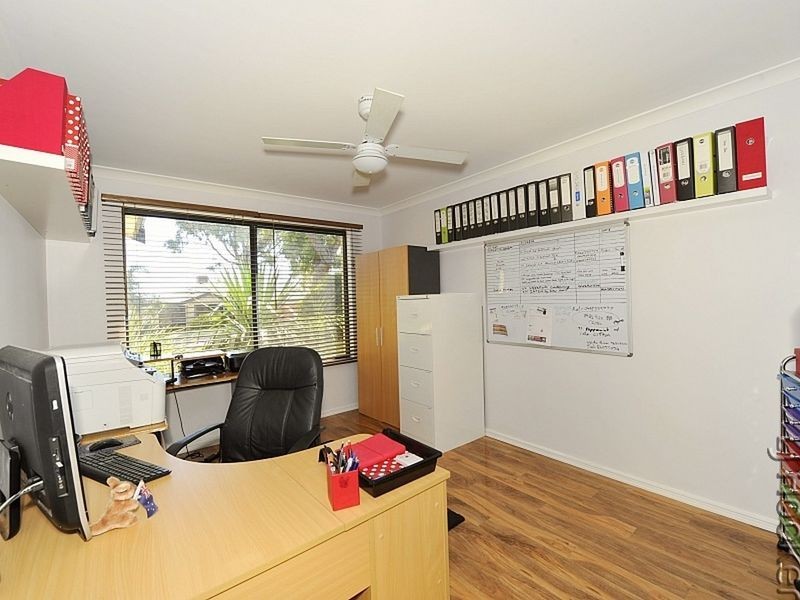 11 Japonica Heights, Halls Head WA 6210